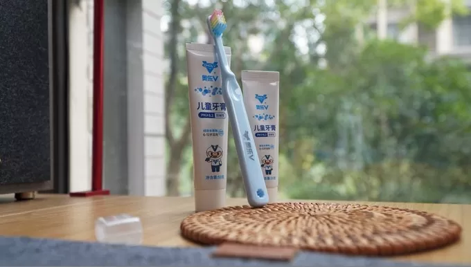 🉑女儿6岁长了牙菌斑老父亲做了三天三夜攻略