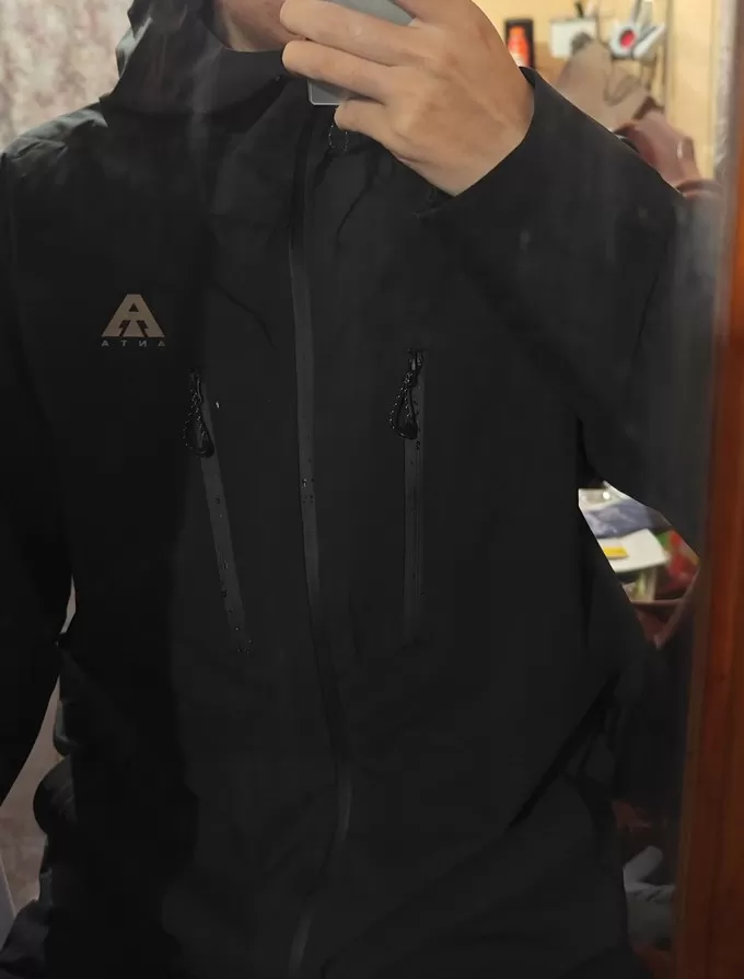 🧧安踏冲锋衣怎么样？