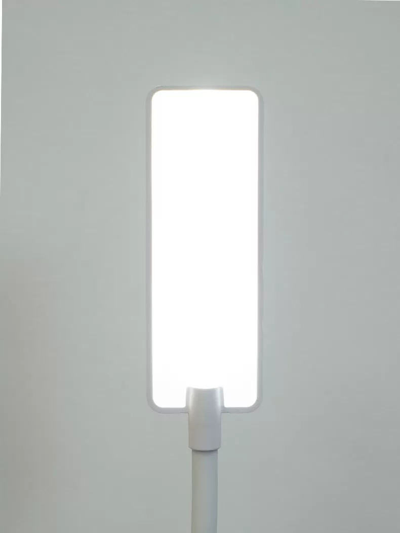 🉑欧普小飞侠充电LED护眼灯评测欧普护眼灯怎么样?