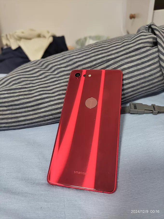 💢锤子科技坚果Pro