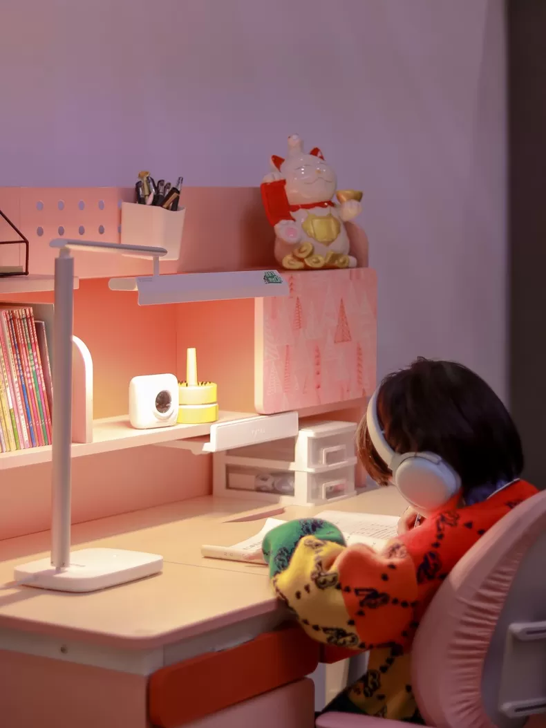 💖眼爸爸LED护眼灯YB-Read7评测眼爸爸护眼灯怎么样?