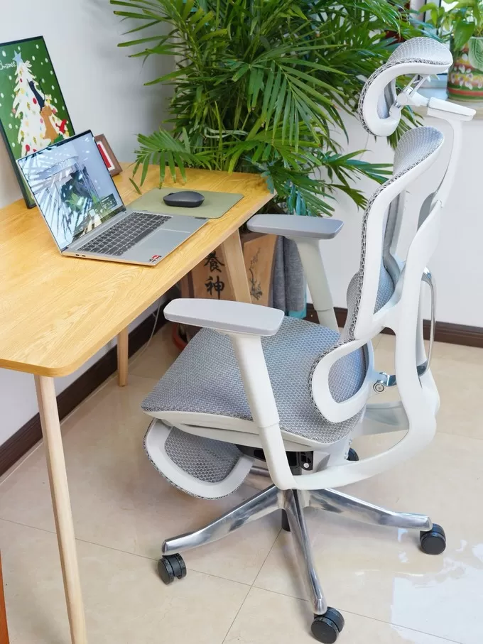 ✨宅家打工人被这把千元人体工学椅硬控了