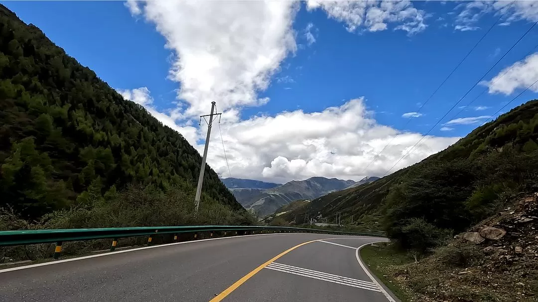 旅游推荐离职之后，我骑着烂摩托从北京到西藏、新疆……✨(1)