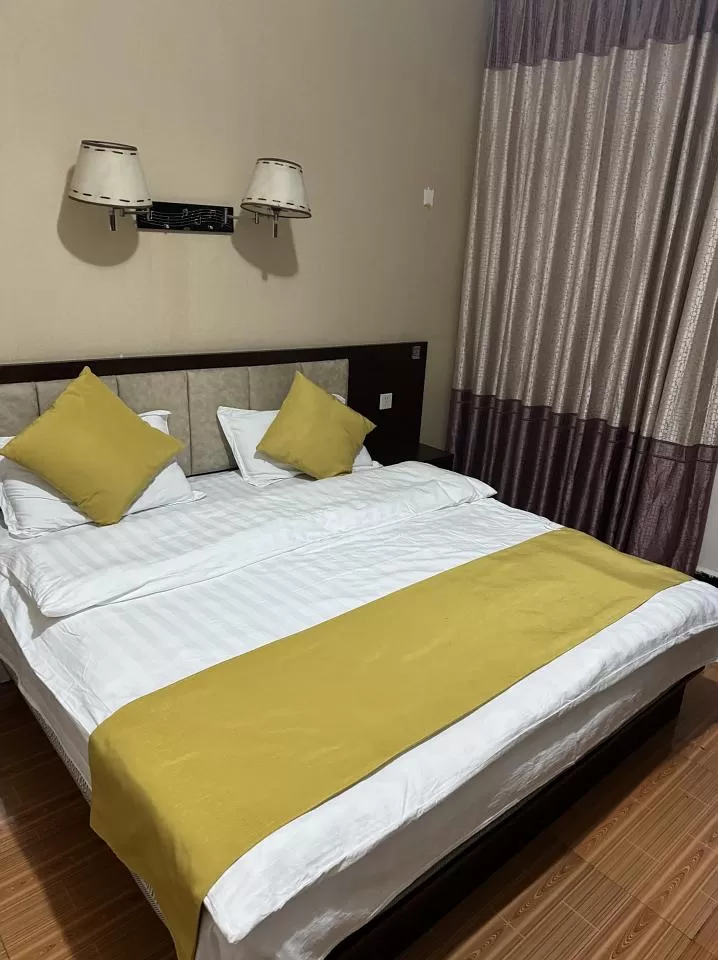 旅游推荐离职之后，我骑着烂摩托从北京到西藏、新疆……✨(1)