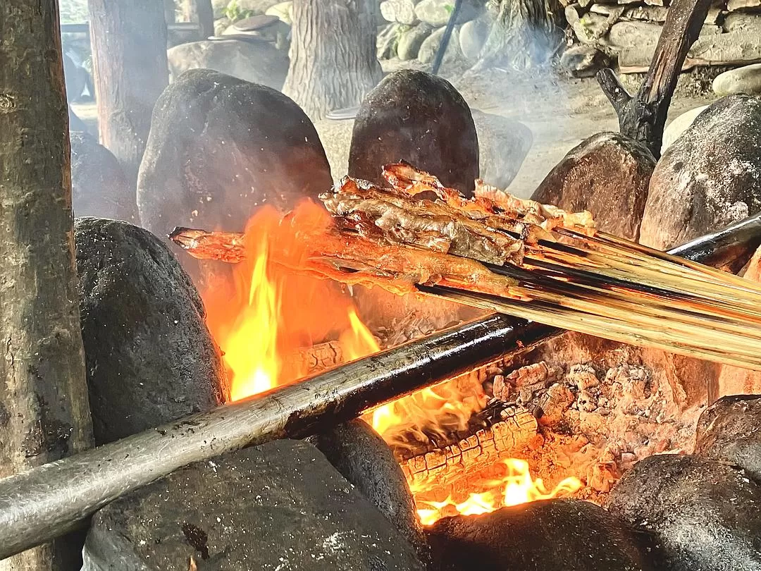 旅游推荐两人游:四天四夜芒市+腾冲悠闲吃💗逛之旅