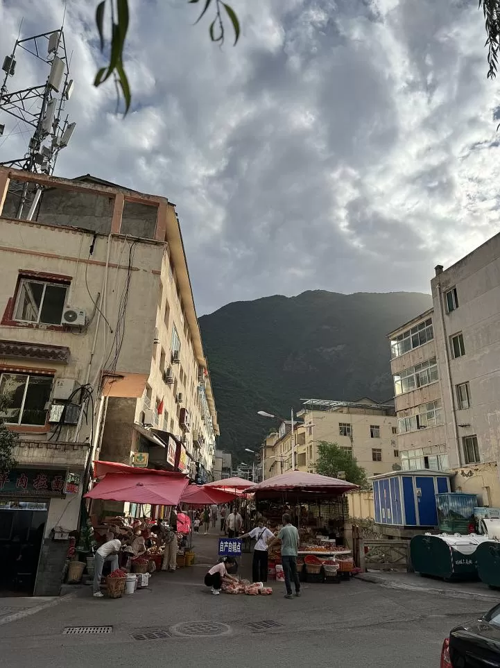 旅游推荐离职之后，我骑着烂摩托从北京到西藏、新疆……✨(1)