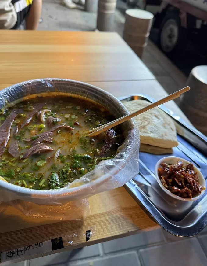 旅游推荐离职之后，我骑着烂摩托从北京到西藏、新疆……✨(1)