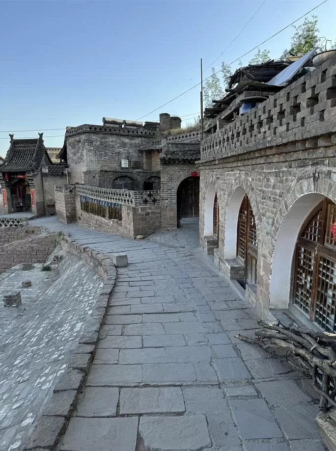 旅游推荐离职之后，我骑着烂摩托从北京到西藏、新疆……✨(1)