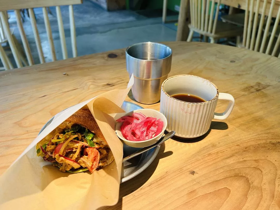 旅游推荐一人游：中年妇女头回独自旅游成功—💢—吃篇.大理&昆明