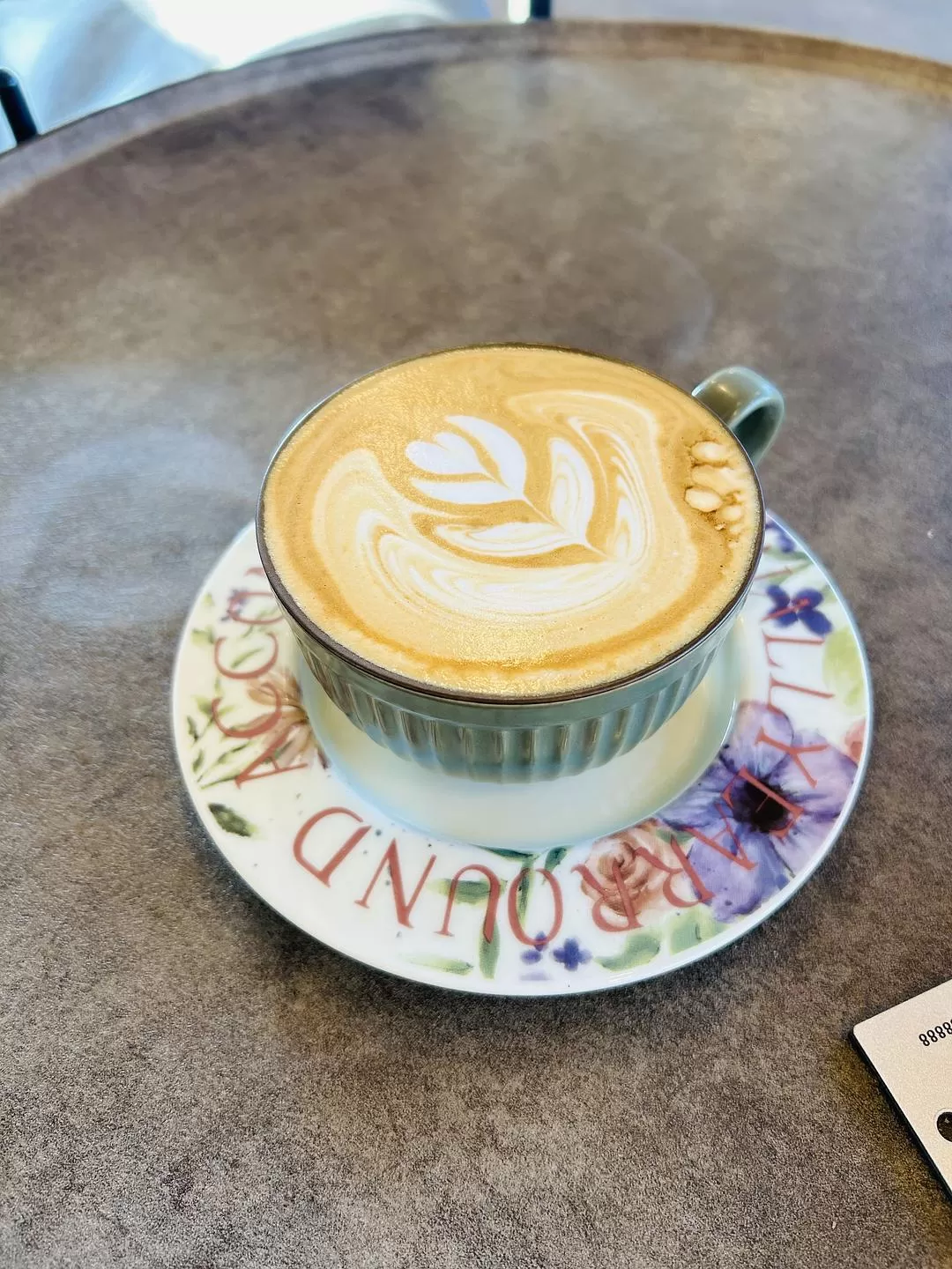 旅游推荐一人游：中年妇女头回独自旅游成功—💢—吃篇.大理&昆明