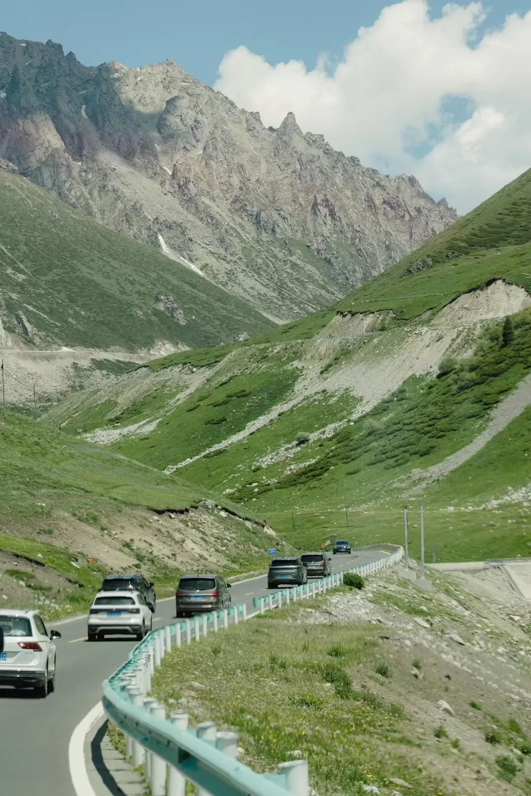 旅游推荐一人游：新📢疆伊犁：windows桌面生成器罢了