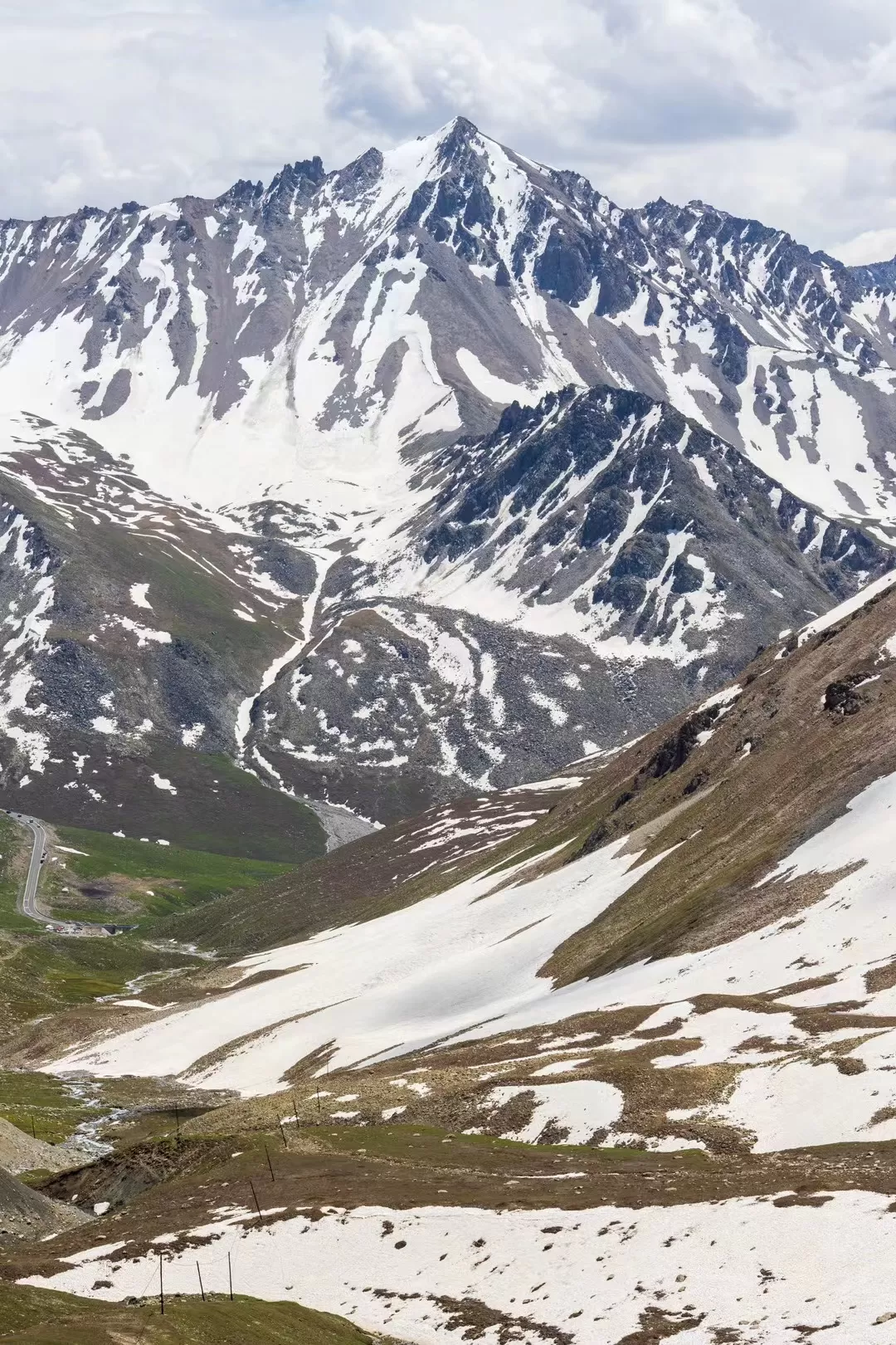 旅游推荐一人游：新📢疆伊犁：windows桌面生成器罢了