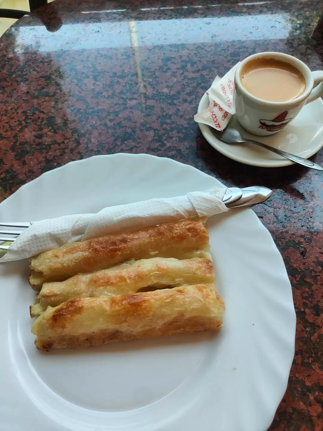 旅游推荐国外游：在一战起源💢地萨拉热窝，和当地人散步🚶