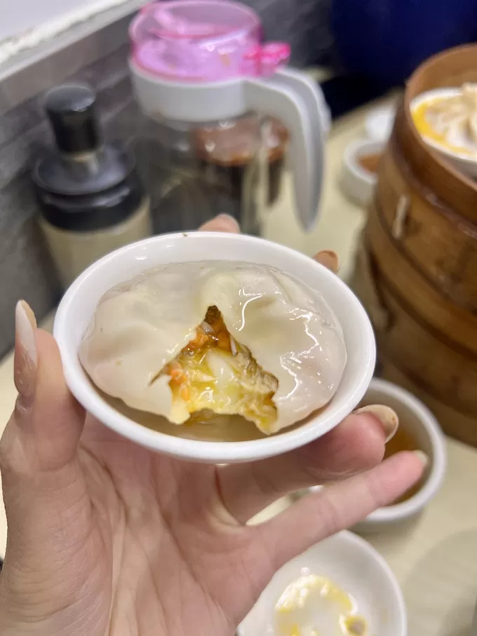 💢就想问问外国人他们咋知道的莱莱小笼？