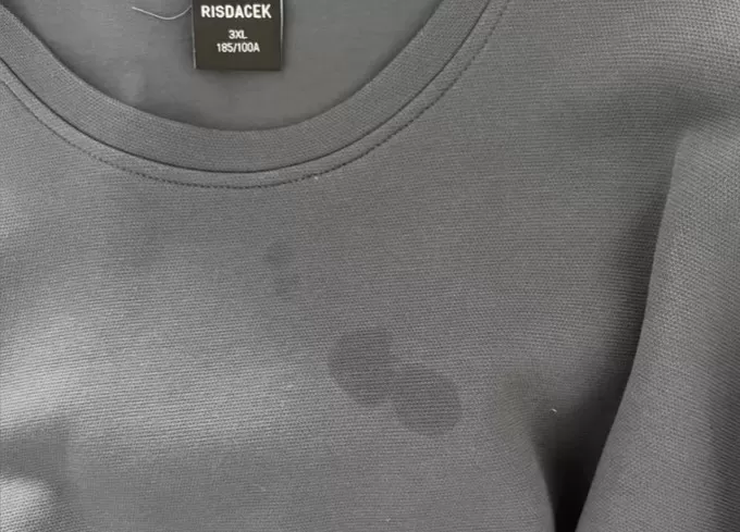 🉑这种油渍怎么清除最有效？