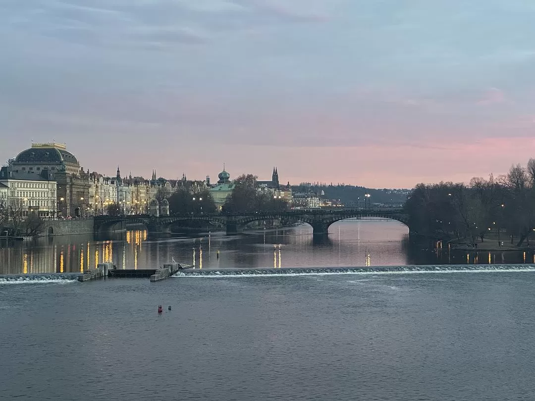 旅游推荐💥国外游：2025年春节，三个女生12日奥匈捷自由行大成功