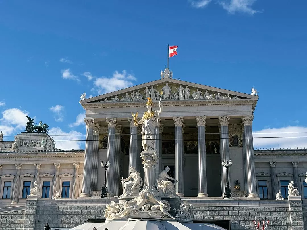旅游推荐💥国外游：2025年春节，三个女生12日奥匈捷自由行大成功