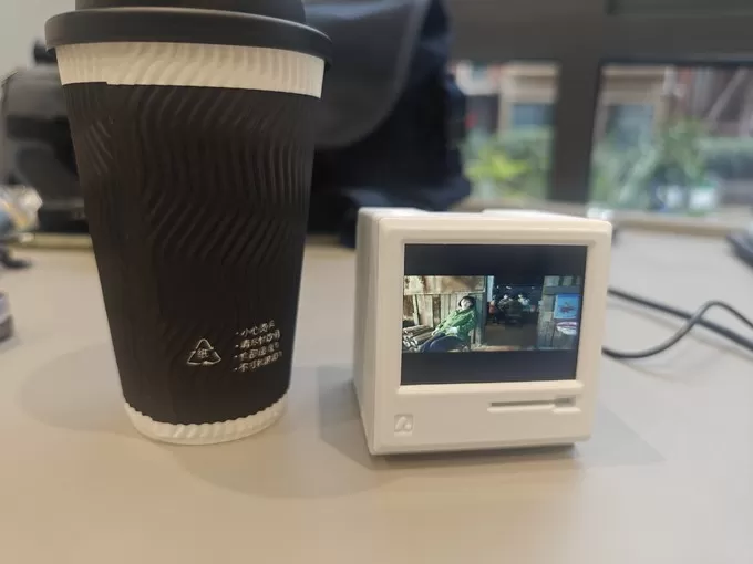 ㊙️闲鱼大量涌入这种摸鱼小副屏实际可以自己花小钱做一个