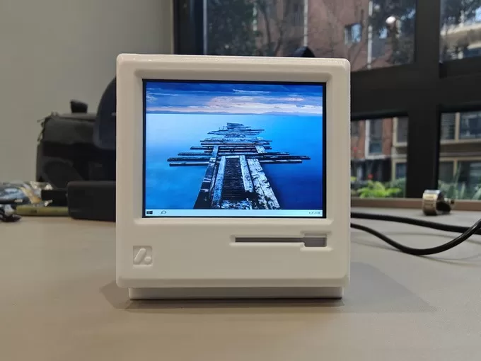 ㊙️闲鱼大量涌入这种摸鱼小副屏实际可以自己花小钱做一个