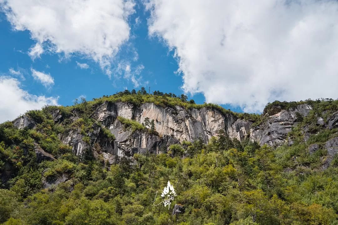 旅游推荐⚡一人游：错峰云南雨崩徒步路线