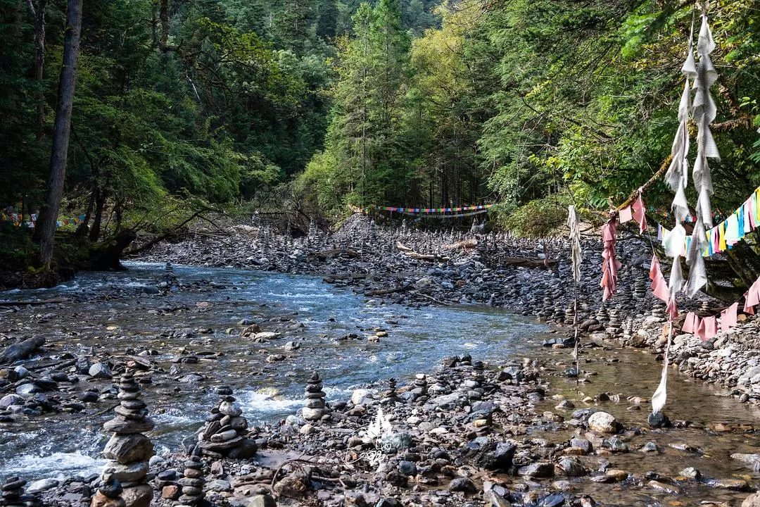 旅游推荐⚡一人游：错峰云南雨崩徒步路线