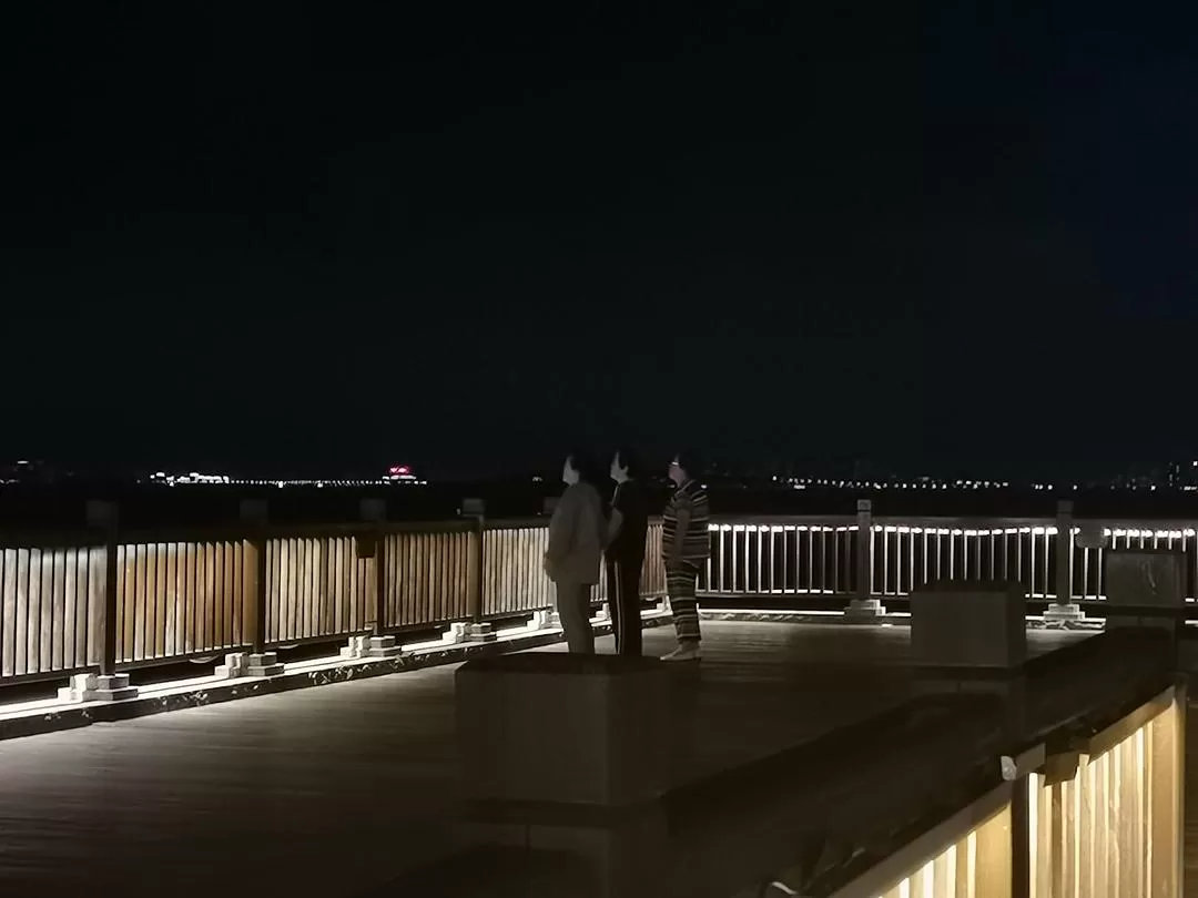 旅游推荐💞两人游：妈妈从没见过蓝色的大海，所以我带她来了威海和烟台