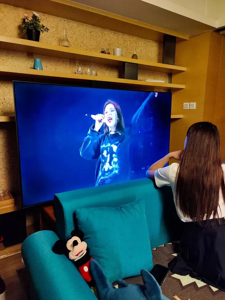 💝海信75寸4K高清全面屏智能网络电视75E35H评测海信液晶电视怎么样?