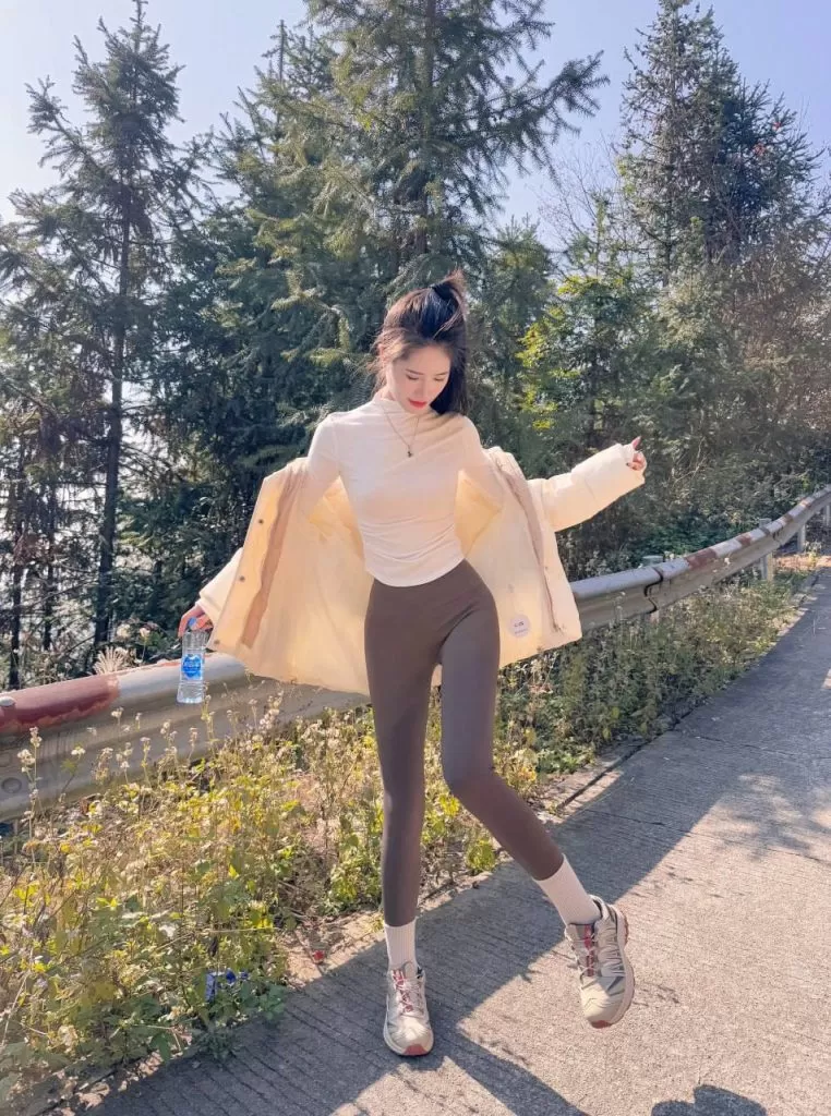 郝蕾疑似回应和邓超分手原因,网友:关我什么事?