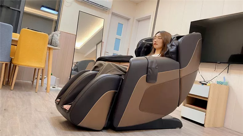 💖荣泰电动按摩椅怎么样?智能荣泰太空舱RT6880按摩椅评测