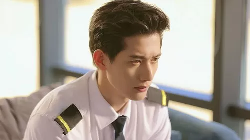 短剧「今天航班零投诉」解说🥉