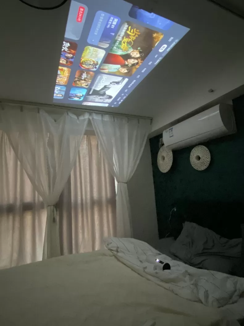 💞坚果P3S投影仪户外露营便携式投影机评测坚果投影仪怎么样?