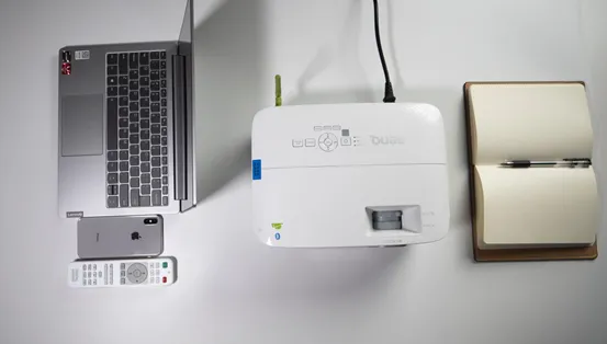 📢明基E520投影仪智能高亮投影机评测明基投影仪怎么样?