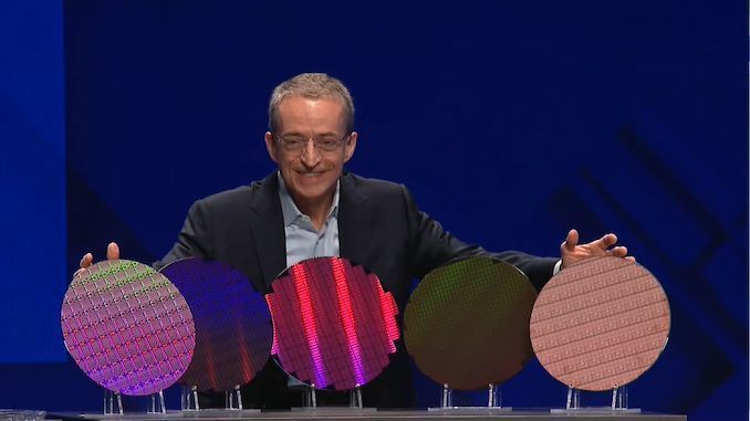 代工业务开出硕果，英特尔成功拿下微软Intel 18A工艺订单