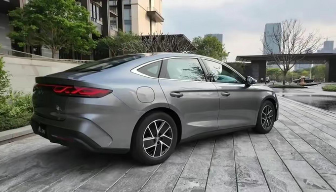 比亚迪新能源车