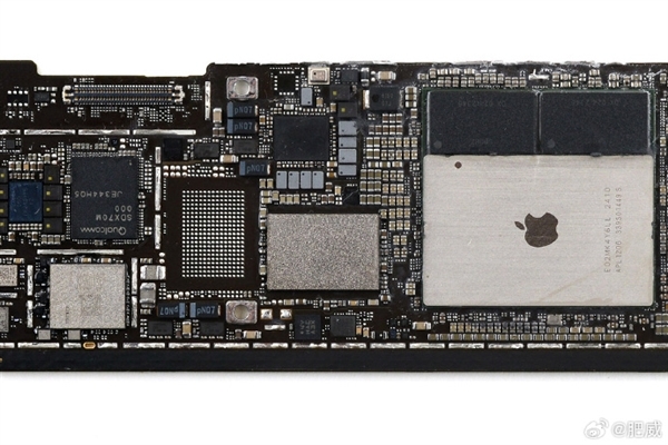 苹果被吐槽坑!新iPad配12GB内存被故意屏蔽4G空间 为混用铺垫